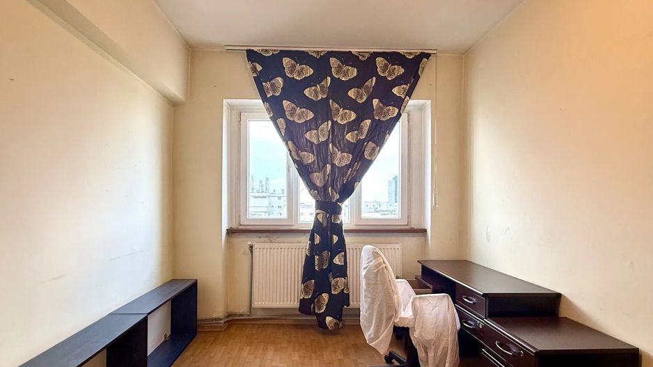 Apartament amplu si luminos, trei camere decomandat, Nicolae Titulescu - Poză 12