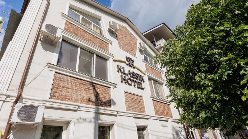 Vânzare, hotel, 1100 mp, str. Mihail Kogălniceanu, Centru - Poză 1