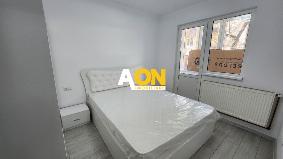 De vanzare apartament 2 camere, Centru - Poză 2