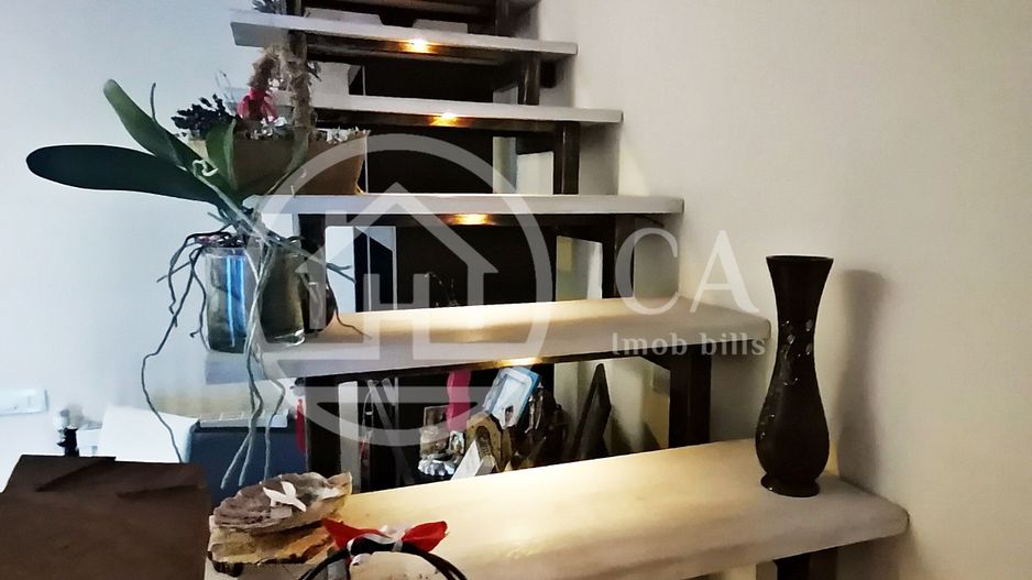 Apartament cu 3 camere la curte comuna de vanzare Ultracentral, Oradea - Poză 4