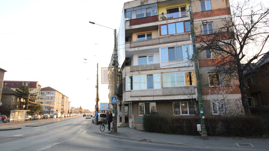 3 minute de Judetean, centrala proprie, prima inchiriere dupa renovare. - Poză 8