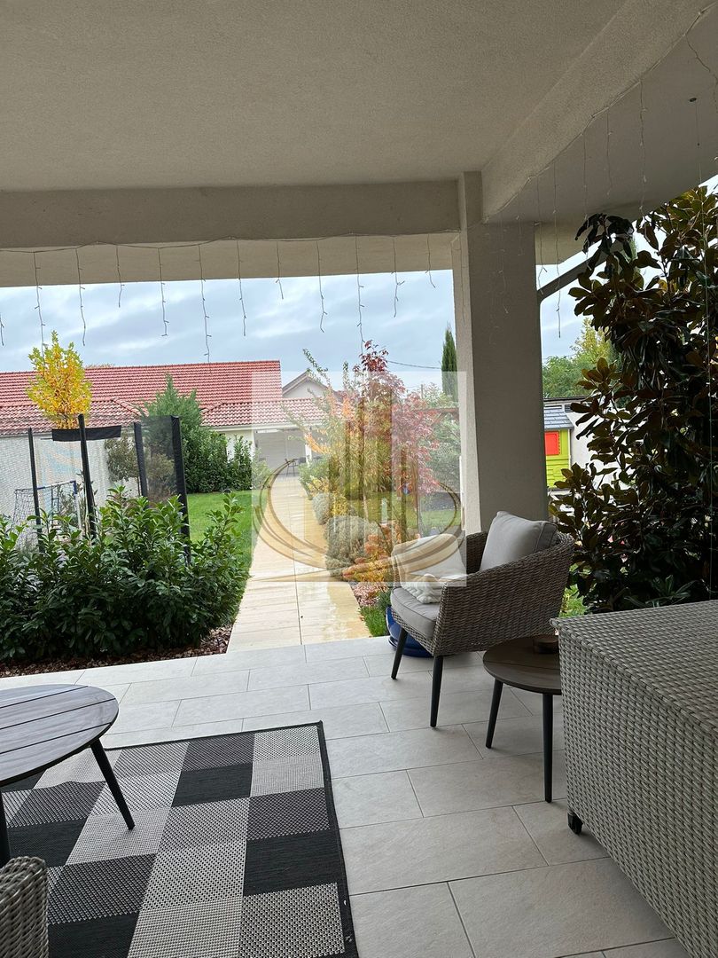 Duplex premium cu 4 camere, 3 bai | Dumbrăvița | Curte spectaculoasă - Poză 40