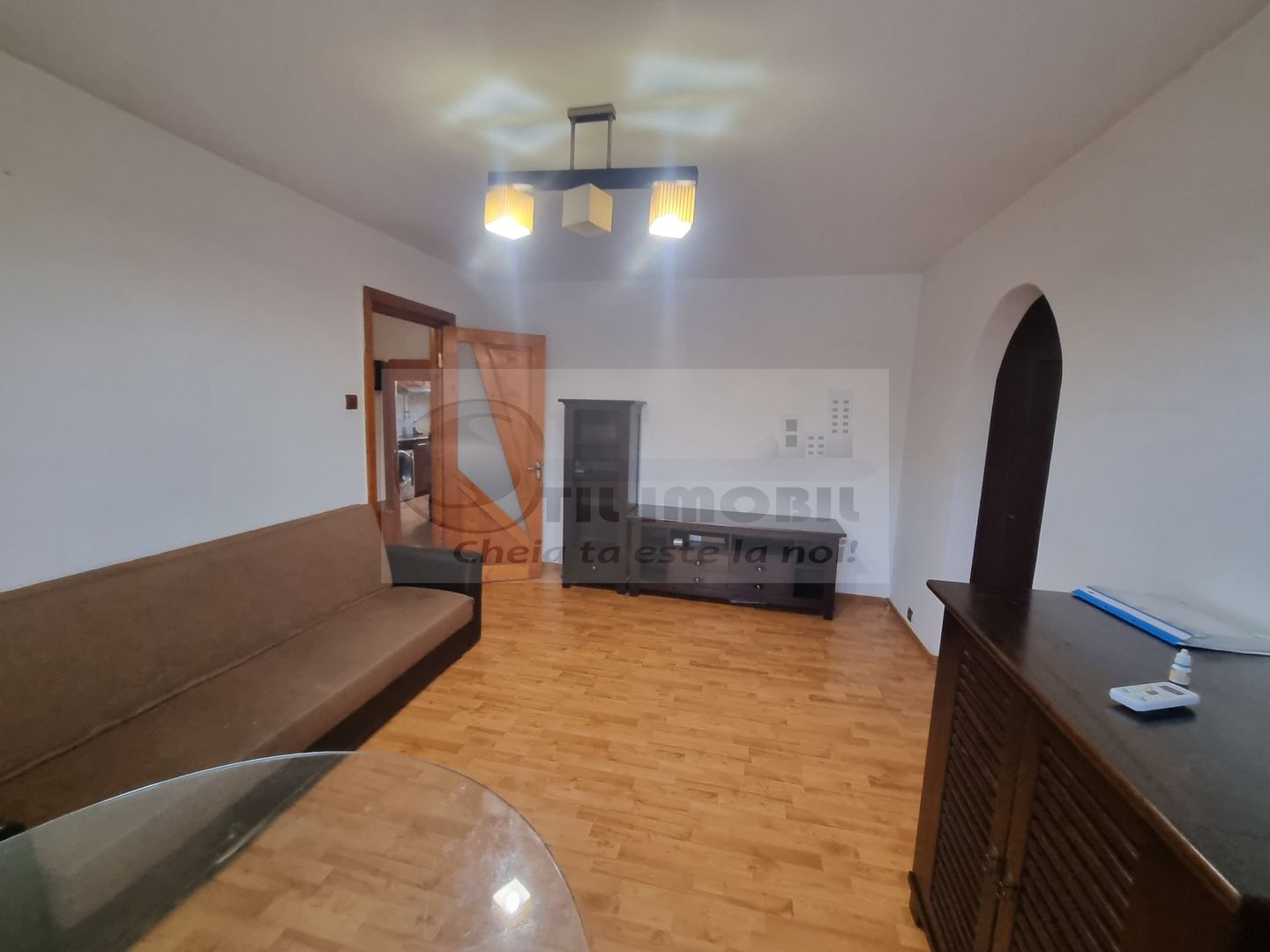 Zona Cantemir - Apartament cu 2 camere sd, etaj 3/4 - 52 mp - Liber ! - Poză 3