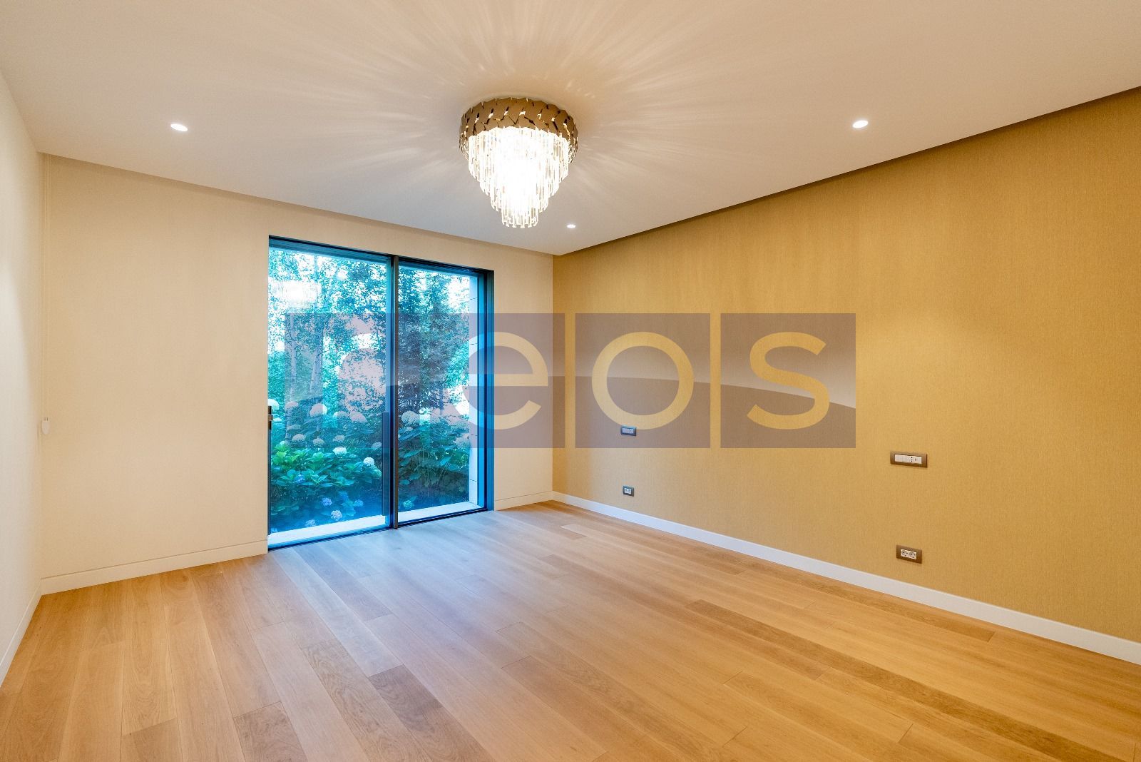 APARTAMENT ZAMBACCIAN PREMIUM | 200 MP 4 CAMERE| LOC PARCARE - Poză 4