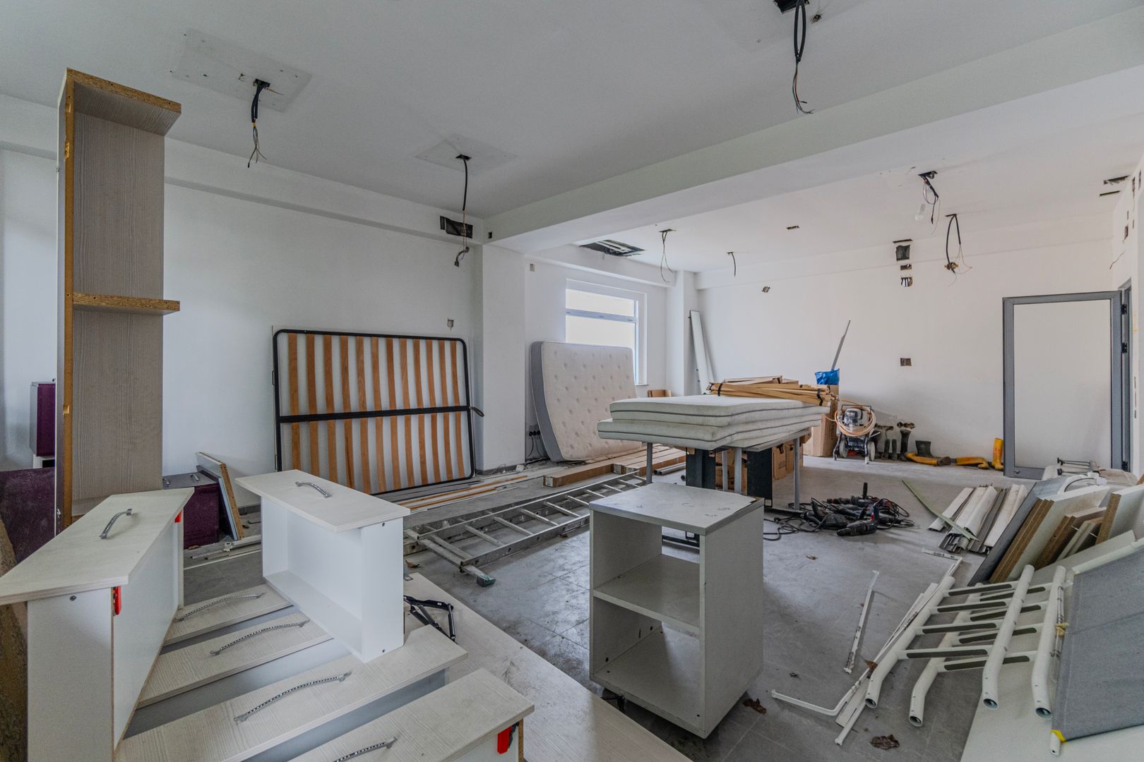 Cladire de 902 mp utili de vânzare, zona Grivitei - DN 13, COMISION 0 - Poză 181