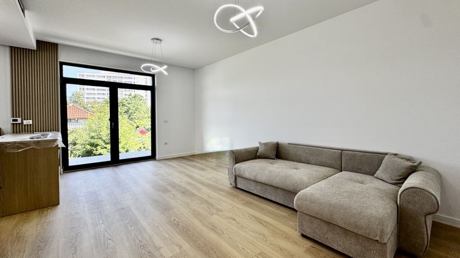Apartament elegant si sustenabil, prima închiriere, in zona Cetății - Poză 2
