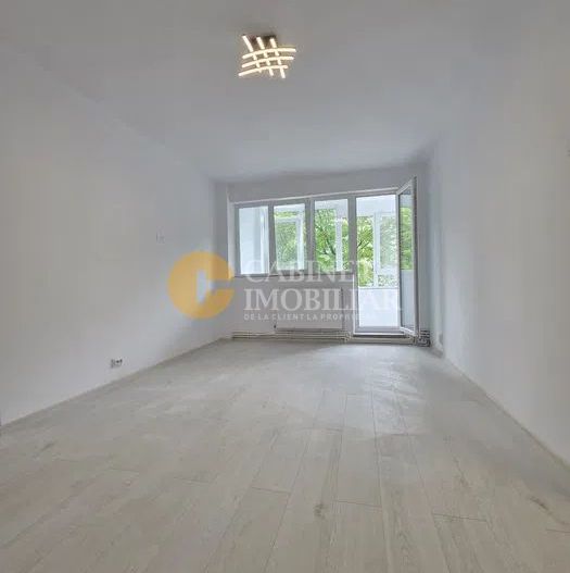 TATARASI - 2 CAMERE - ETAJUL 2 - RENOVAT COMPLET - FARA RISC - Poză 6