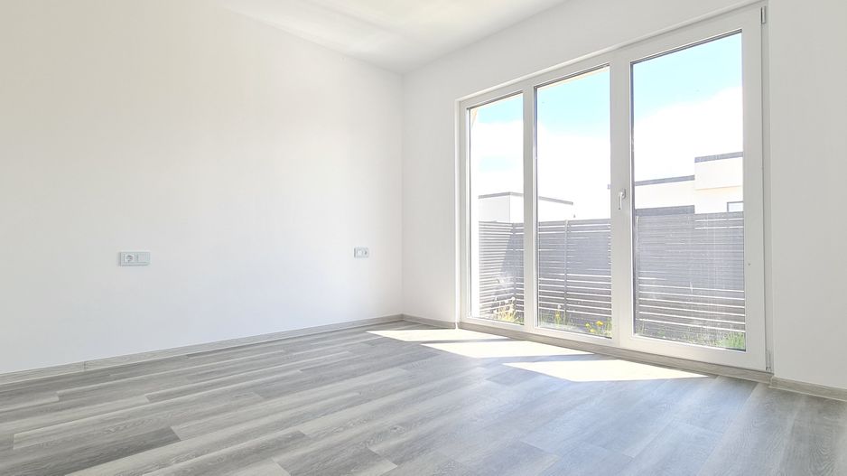 Casa 4 camere un nivel finalizata intabulata cartier Izvor Tarlungeni - Poză 9