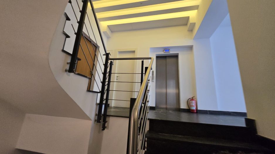 Floreasca Apartament 5 camere 3 Bai || Imobil boutique || Parcari Subterane 2 - Poză 17