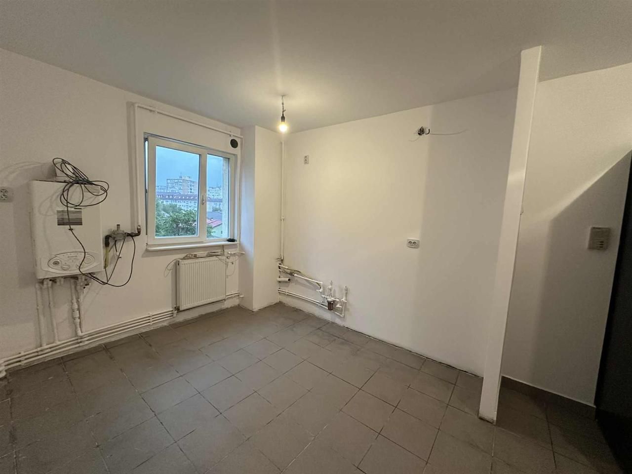 2 camere et 3 Sagului-Dambovita centrala proprie - Poză 4