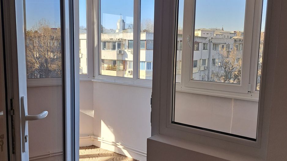 Apartament 4 cam dec Port, et 4/5,St 100mp,3 balcoane - Poză 12