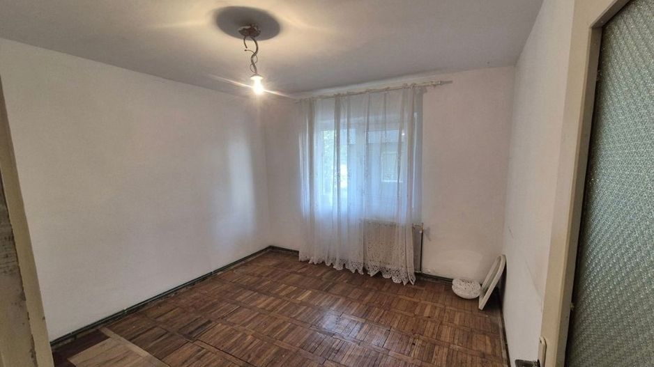 Vand apartament 3 camere Lunca - Poză 4