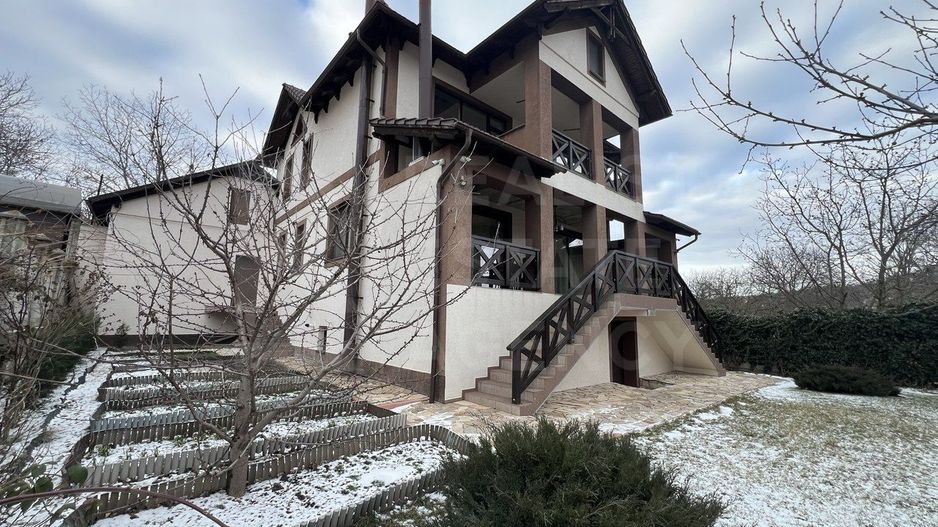 Vânzare, casă, 3 nivele, Tohatin, Chișinău - Poză 1