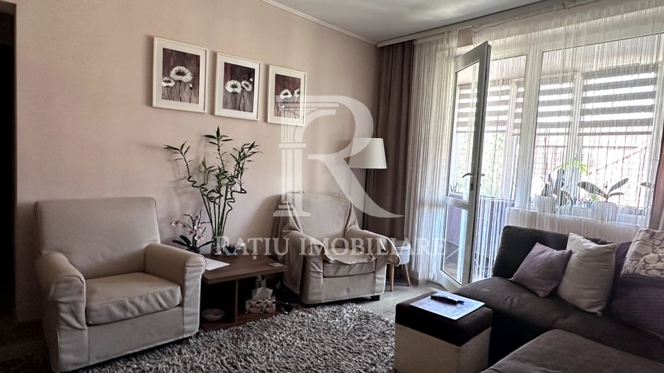 Apartament cu 3 camere | Zona Universității | Oradea - Poză 2