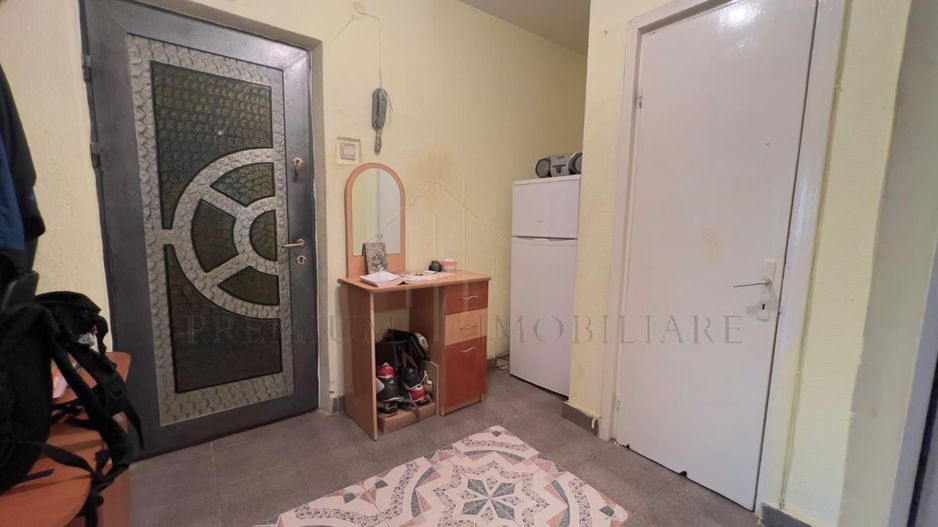 Apartament 3 camere etaj 1 - zona centrala - Poză 7
