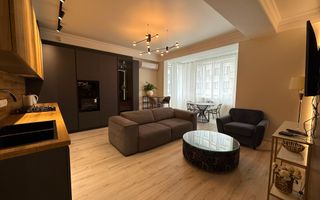 Apartament cu 2 dormitoare si living chiar in centrul Chișinăului - Poză 1