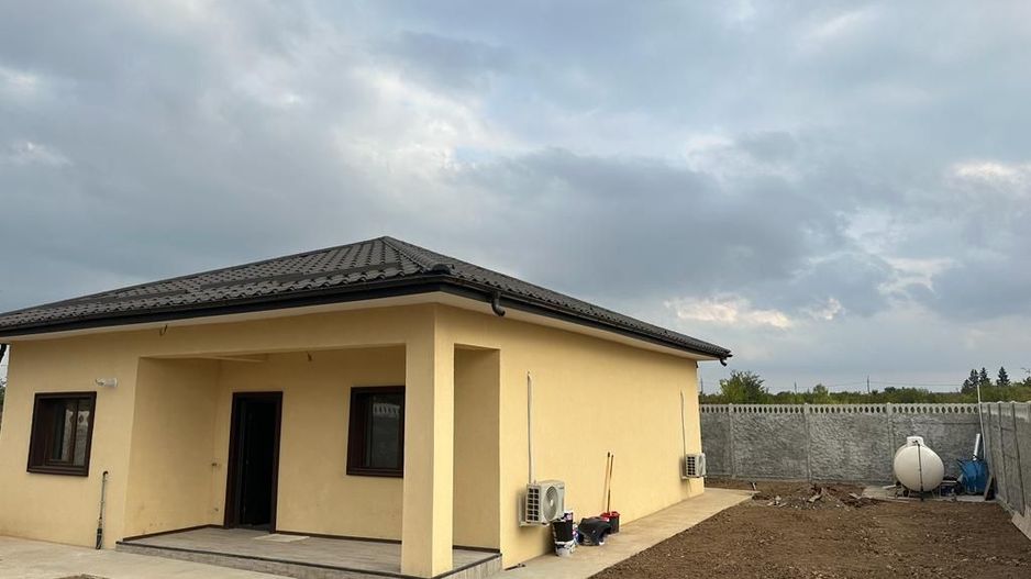 Casa de vanzare Stefanestii de Jos - Poză 9