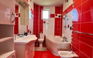 Apartament 3 camere/Etaj 1/Turnișor/Curte Interioară/Loc de parcare - Poză 4