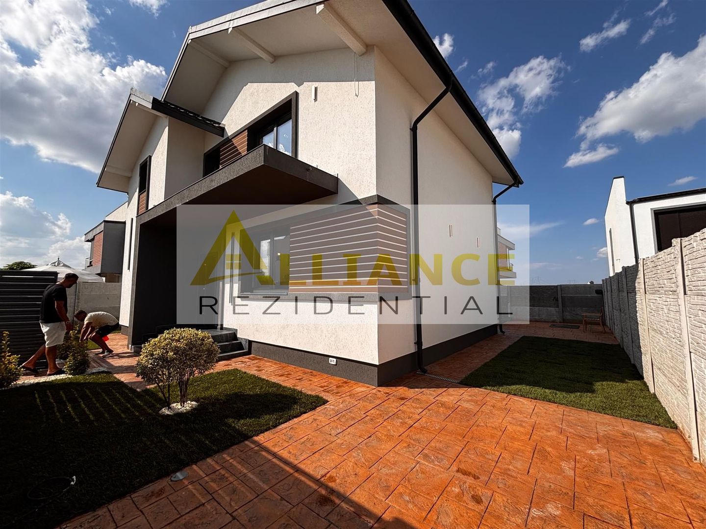 Casă individuală 5 camere  2 băi | Suprafață utilă 125 mp | Suprafața teren 310 mp - Poză 2