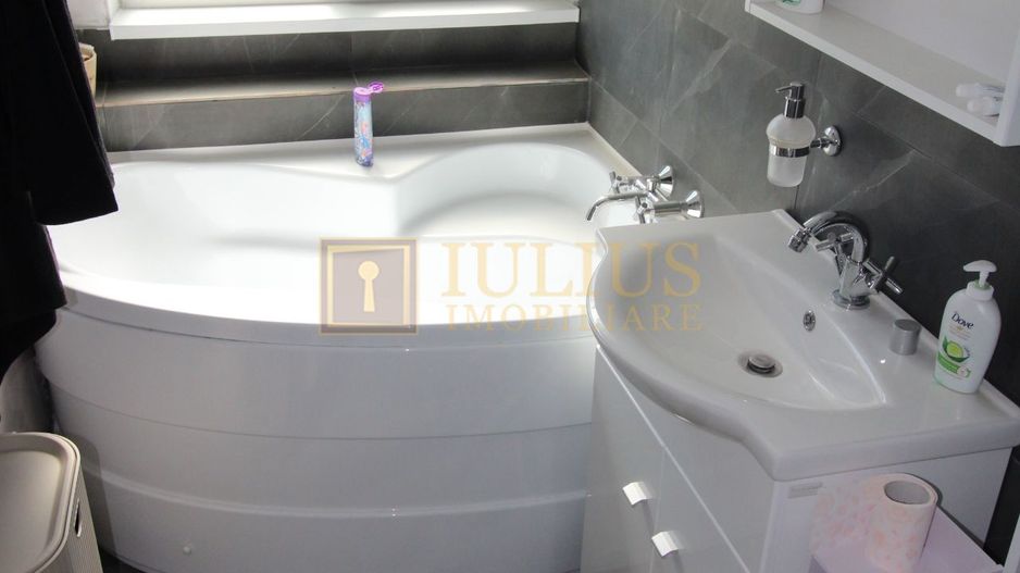 Ideal pentru doctori, asistente, vizavi de spitalul judetean, centrala proprie - Poză 4