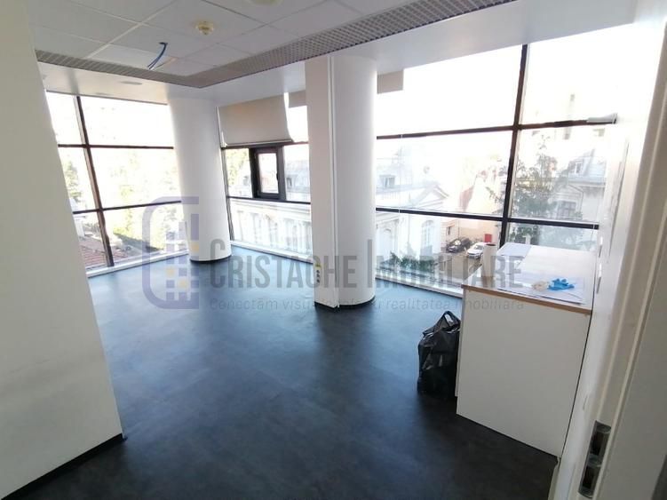 Spatiu birouri, suprafate intre 550 mp si 660 mp, Universitate - Poză 11