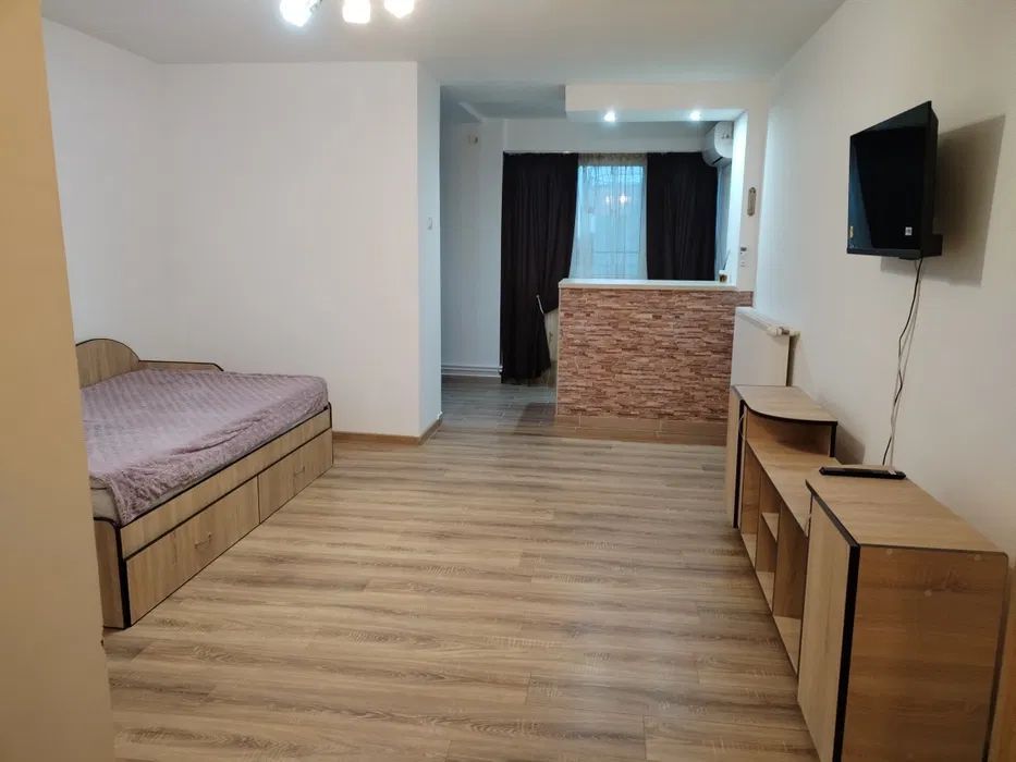 Garsoniera spatioasa, Bulevardul Timisoara - Poză 1