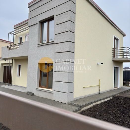 Casa PREMIUM la Asfalt - Garaj - 4 camere 2 bai - INTABULATA - Poză 2
