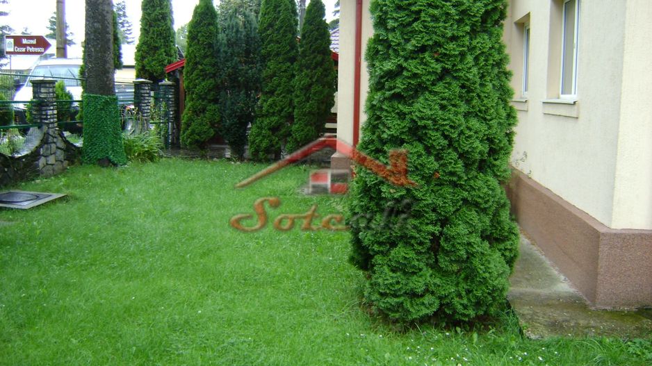 Pensiune de vanzare P+E Busteni - central - Poză 11
