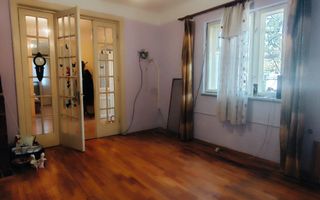 Casa de vanzare + teren in zona Jiului (Bucurestii Noi) - Poză 15