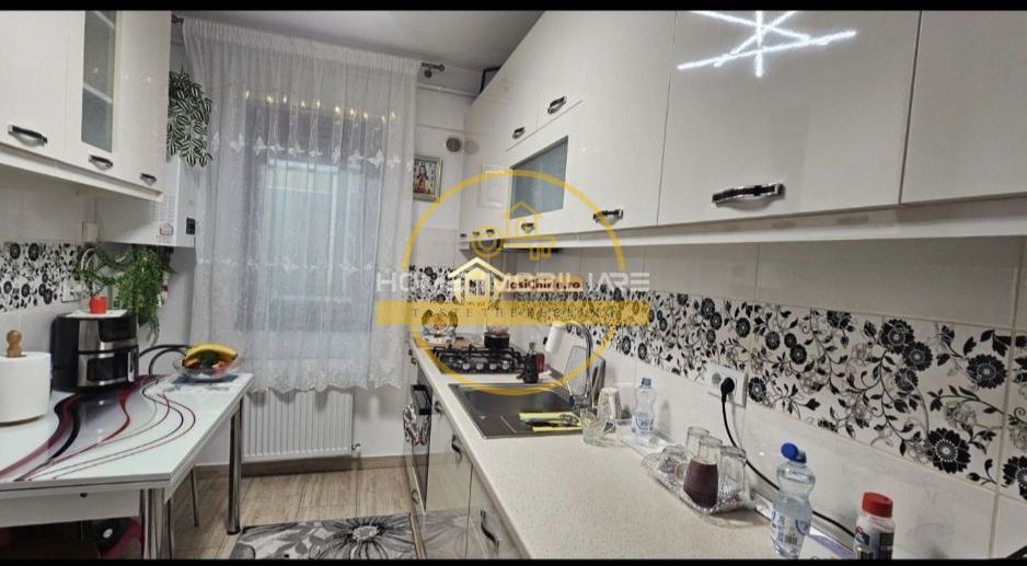 Apartament 2 camere decomandat - Poză 4