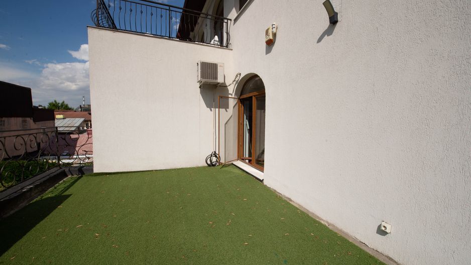Apartament cu 4 camere, 117mp de vanzare, terasa 25mp, în zona Grivita - Poză 7