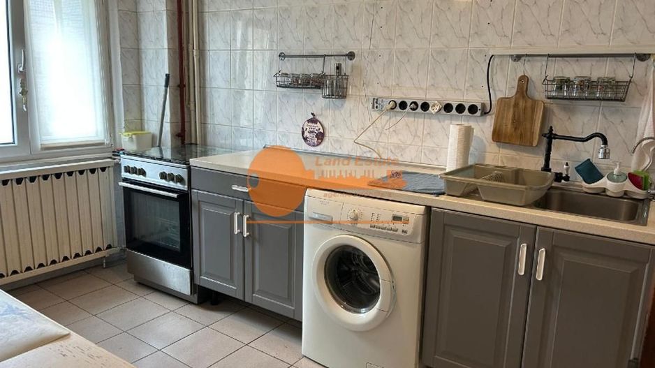 Apartament cu 4 camere in zona Tei-Maica Domnului - Poză 9