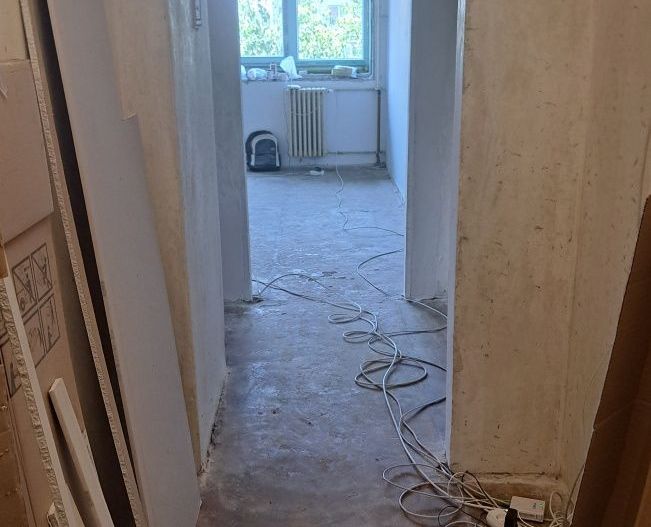Apartament 2 camere pregatit de renovare langa Parcul Drumul Taberei - Poză 5