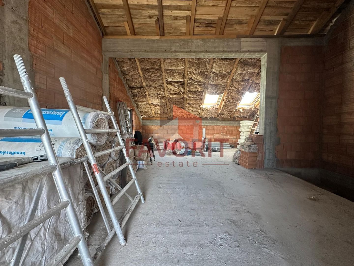 Duplex in Sanandrei | 5 camere | Toate utilitatile | Asfalt - Poză 6