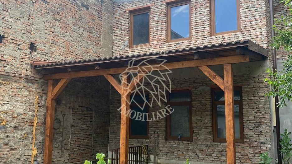 Cladire de business, Pensiune, Hotel-Ultracentral Oportunitate! - Poză 1