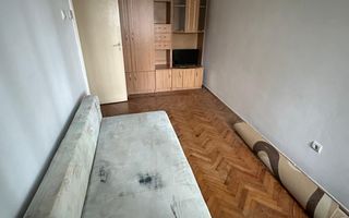 🏠 Ocazie! Apartament 2 camere cu balcon închis - Poză 6