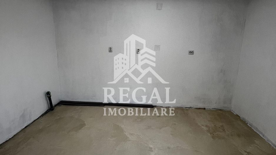 Proprietate cu 2 case și 770 mp teren – vedere spre Castel - Poză 5