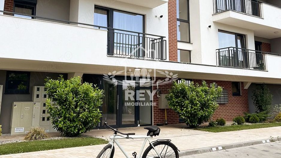 Prima închiriere   Apartament 2 camere + balcon 10 mp. cu vedere panoramică - Poză 1
