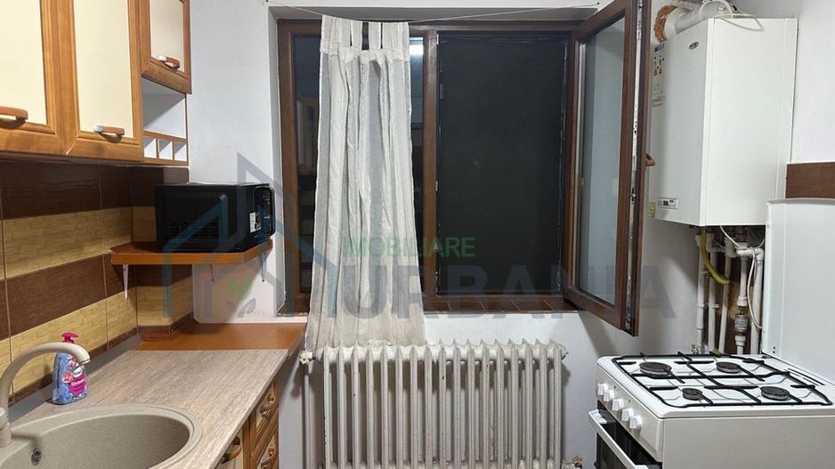 Apartament 3 camere de închiriat, Podul de Piatră, Iași - Poză 1