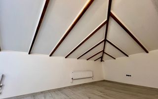 Casa **8 camere** // Domenii - Poză 40