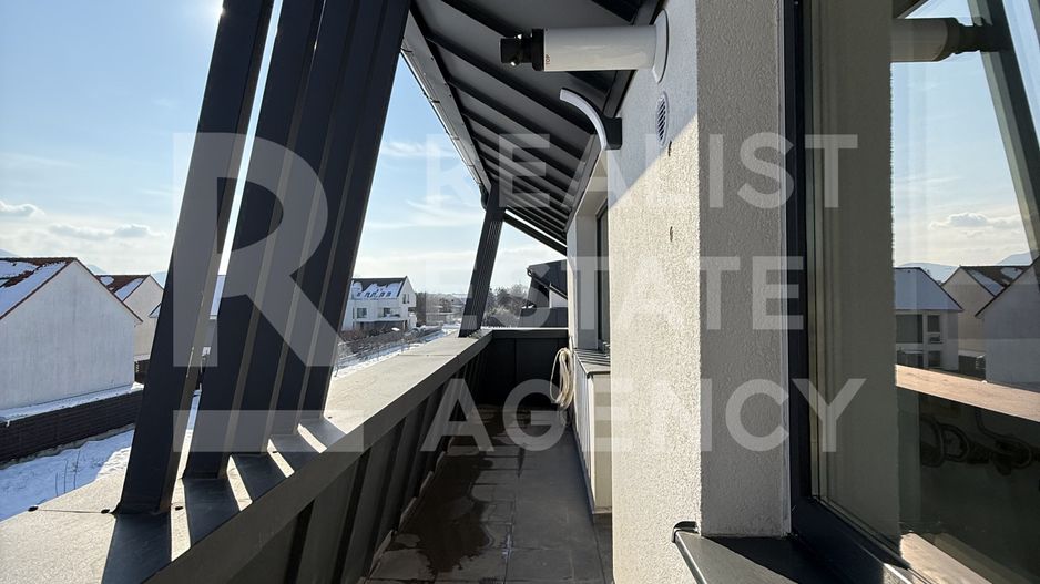 Vânzare apartament cu 2 camere.Priveliște spre munte. - Poză 8