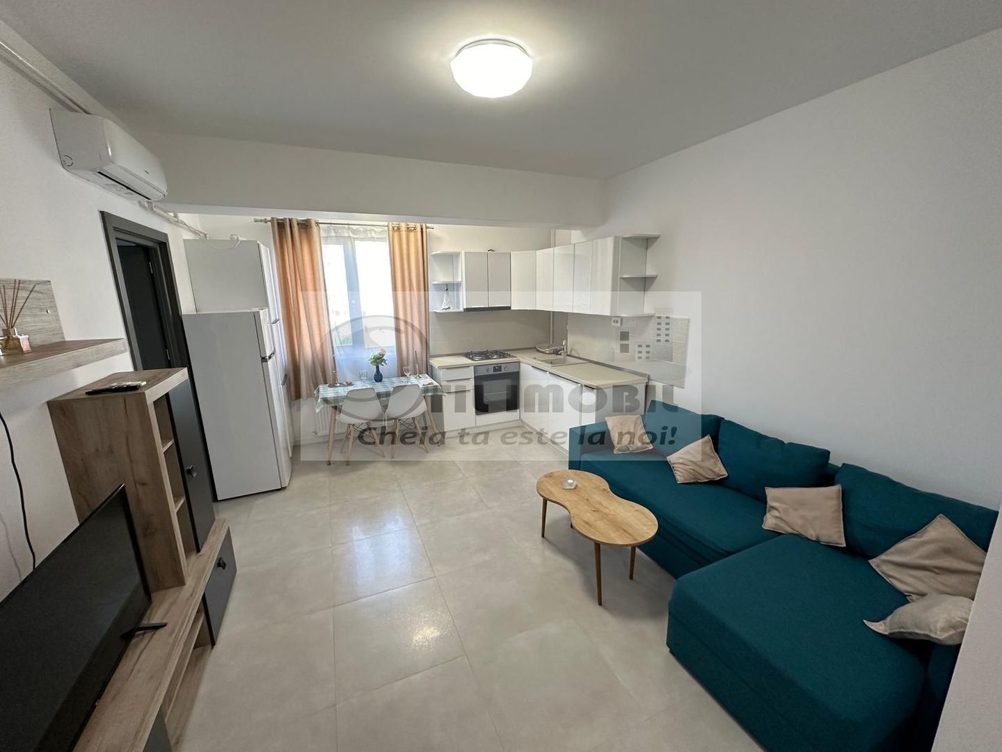 Ap 2 camere ,etaj 2 , 42 mp , open space- Lazar Residence 600 € - Poză 1