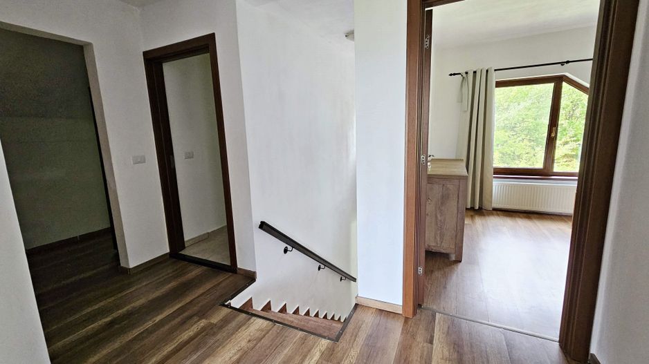 Vila noua-Sanpetru Dealul Lempes, zona verde si linistita - Poză 14