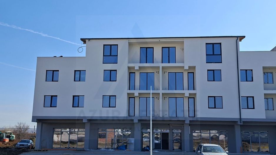 Apartament intabulat 3 camere 67 mp etaj 2 si parcare in Selimbar - Poză 8