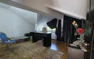 Casă / Vilă cu 8 camere de vânzare în Lapus, Craiova - Poză 25