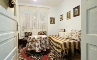 DE VANZARE CASA 5CAMERE ZONA CENTRALA TALMACIU - Poză 6