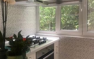 Vanzare Apartament 3 camere, etaj 1, 2 băi, renovat, mobilat, utilat - Sector 5 - Poză 3