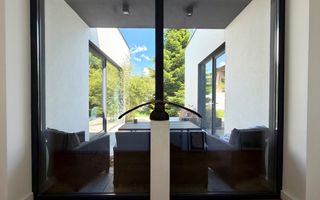 Vila cu 5 camere // * 565 mp gradina* // Tunari - Poză 16