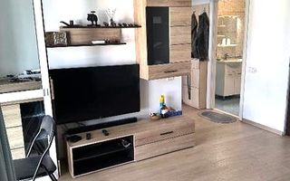 🏡 Închiriez Apartament cu 2 camere, centrală proprie, zonă liniștită - Poză 1