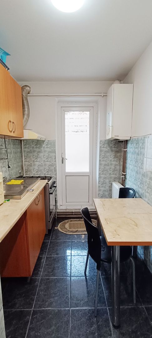 Apartament decomandat,Mobilat,Brasov-Astra - Poză 6
